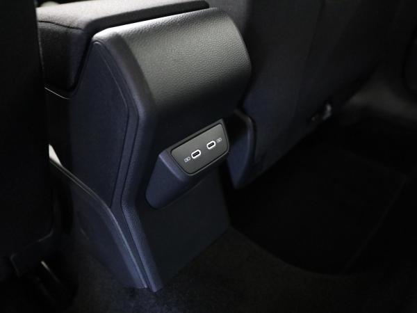 Volkswagen Polo R-Line 1,0 l TSI OPF 70 kW (95 PS) 7-Gang-Doppelkupplungsgetriebe DSG