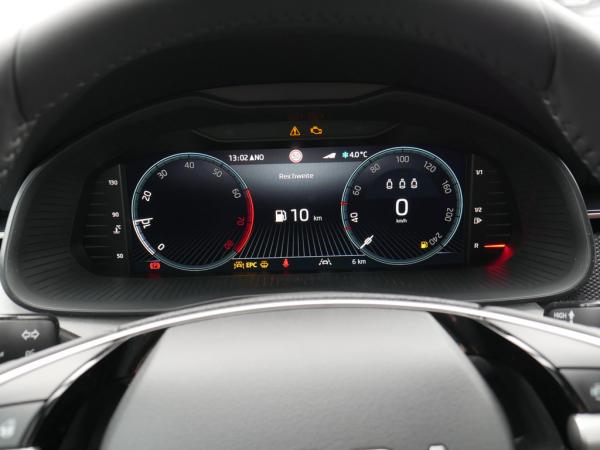 Skoda Kamiq 1.0 TSI TOUR KLIMA PDC SHZ KAMERA NAVI LED *947*