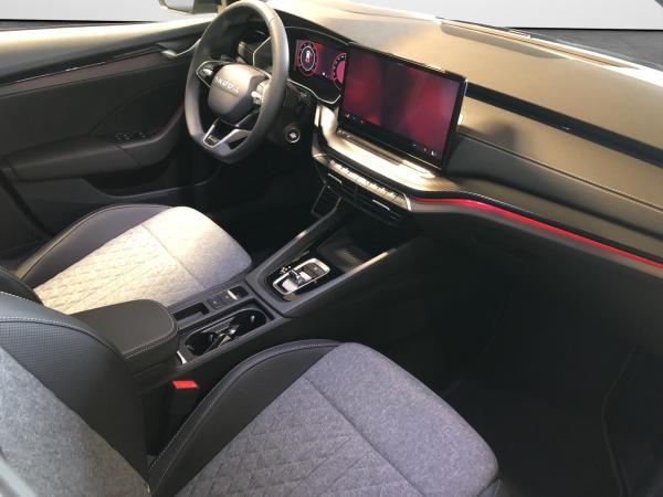 Skoda Octavia Combi 2.0 TDI DSG Sportline