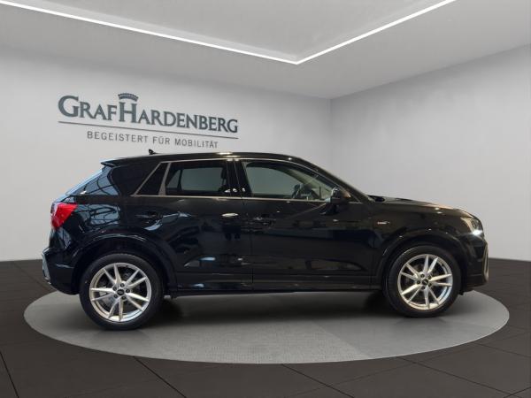 Audi Q2 S-Line 35TFSI S-Tr. Navi Rückfahrkamera
