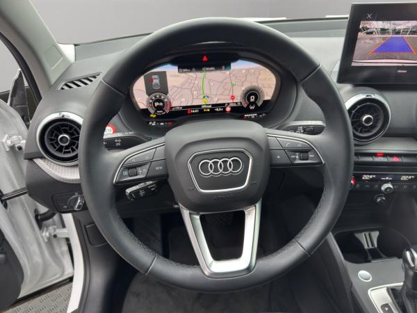 Audi Q2 Advanced 35TFSI S-Tr. Navi AHK ACC