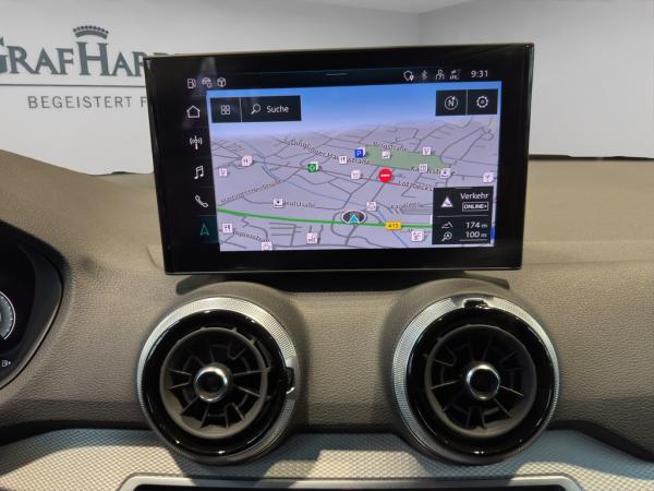 Audi Q2 S-Line 35TFSI S-Tr. Navi Rückfahrkamera