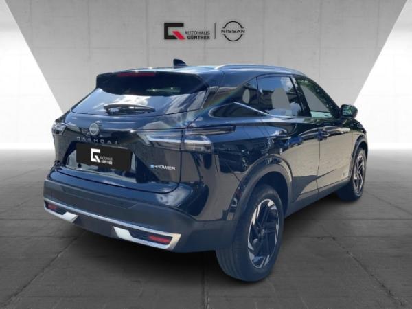 Nissan Qashqai N-CONNECTA 205PS Autom. Winter/HUD/3D-AVM