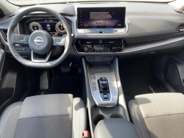 Nissan Qashqai N-CONNECTA 205PS Autom. Winter/HUD/3D-AVM