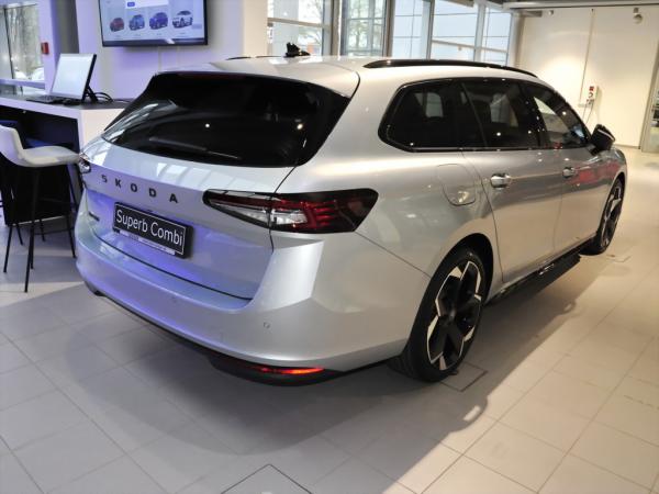 Skoda Superb Combi Sportline 2.0 TDI DSG 110 KW