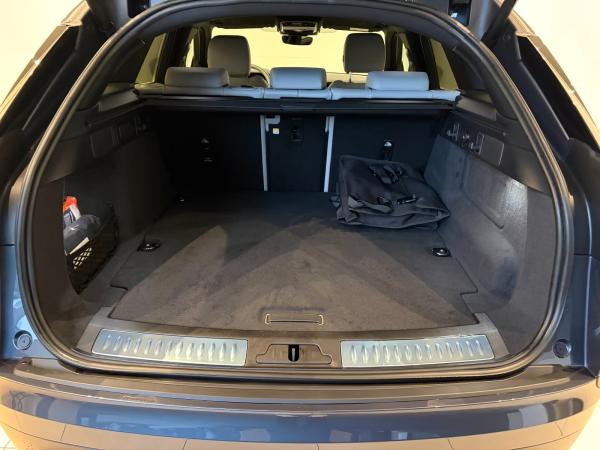 Land Rover Range Rover Velar P400e S Hybrid