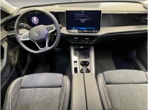 Volkswagen Passat Variant Business 1.5 TSI eHybrid 110kW DSG - AHK LED Rear View Navi ACC Massage SHZ PDC LM Digital C