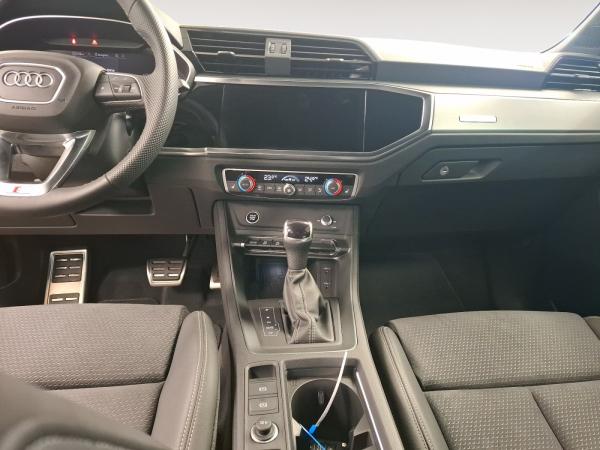Audi Q3 Sportback 35 TDI S-Line AHK S-Line 18