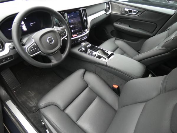 Volvo V60 T6 Twin Engine AWD Core Plug-In (E6e) Klima