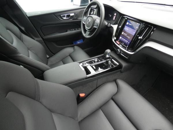 Volvo V60 T6 Twin Engine AWD Core Plug-In (E6e) Klima