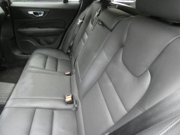 Volvo V60 T6 Twin Engine AWD Core Plug-In (E6e) Klima