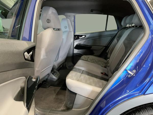 Volkswagen ID.5 Pure Automatik 2xKlima ACC AUT Akustikglas