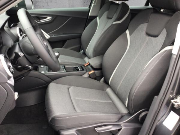 Audi Q2 advanced 30 TFSI Schaltgetriebe