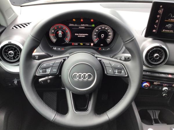 Audi Q2 advanced 30 TFSI Schaltgetriebe