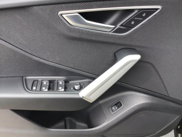 Audi Q2 advanced 30 TFSI Schaltgetriebe