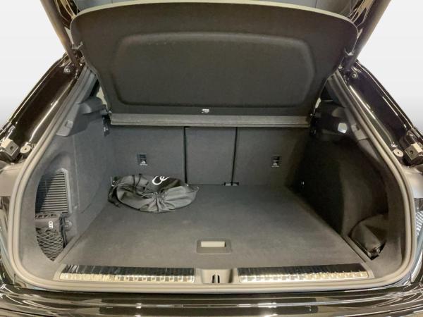 Audi Q3 SUV e-hybrid S tronic ACC AHK AUT Kam.