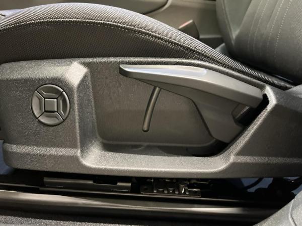 Audi Q3 SUV e-hybrid S tronic ACC AHK AUT Kam.