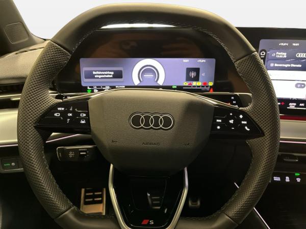 Audi Q3 SUV e-hybrid S tronic ACC AHK AUT Kam.
