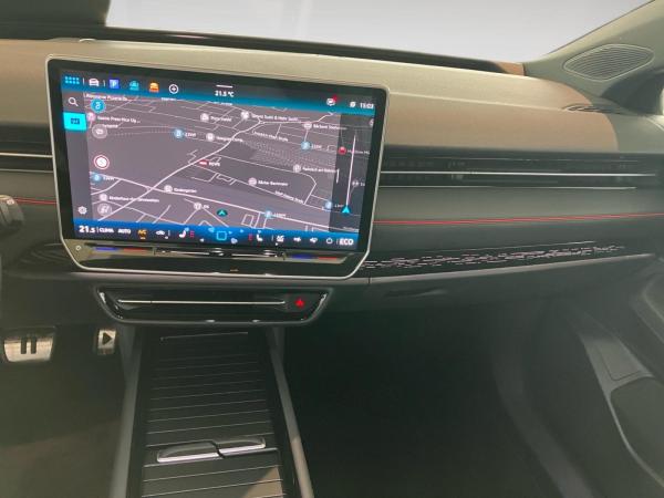 Volkswagen ID.7 GTX NP.74T ACC.5J-G.WÄRMEPUMPE.AHK.AREA-VIEW.NAVI.HUD.LED.APP-C