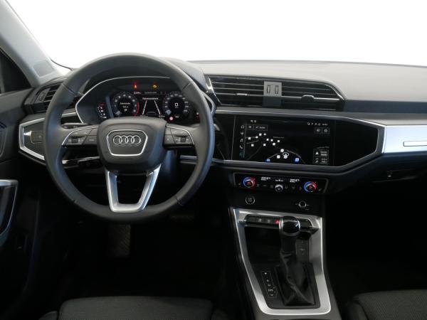 Audi Q3 35 TFSI S tro. advanced LED AHK virt. Cock.