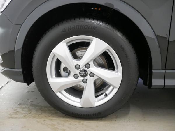 Audi Q3 35 TFSI S tro. advanced LED AHK PDC+ SHZ