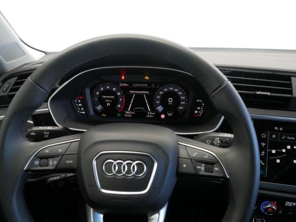 Audi Q3 35 TFSI S tro. advanced LED AHK virt. Cock.