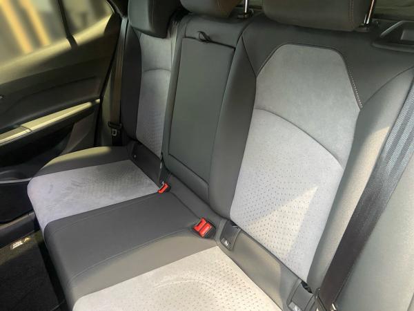 Cupra Born 60kwh Edition Dynamic ACC/LED/SHZ/Kam