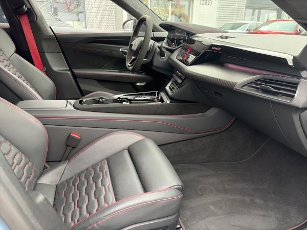 Audi RS e-tron GT Facelift/Carbon/189UPE/Laser/HuD/360°/S-Sitze pro