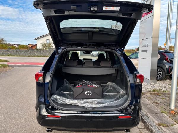 Toyota RAV 4 2.5 Plug-In Hybrid Teamplayer Inkl. AHK abnehmbar