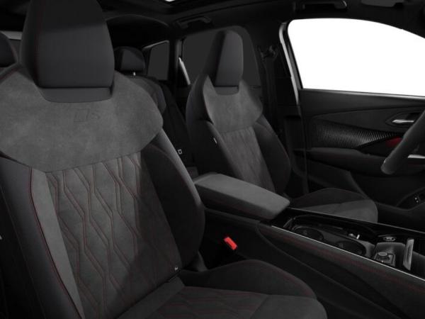 Audi Q3 SUV e-hybrid S tr. PANO Matrix HUD 20 AHK 360