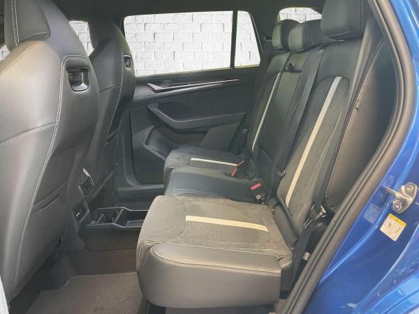 Skoda Kodiaq Sportline 4x4 DSG/AHK/NAVI/Standheizung/sofort Verfügbar