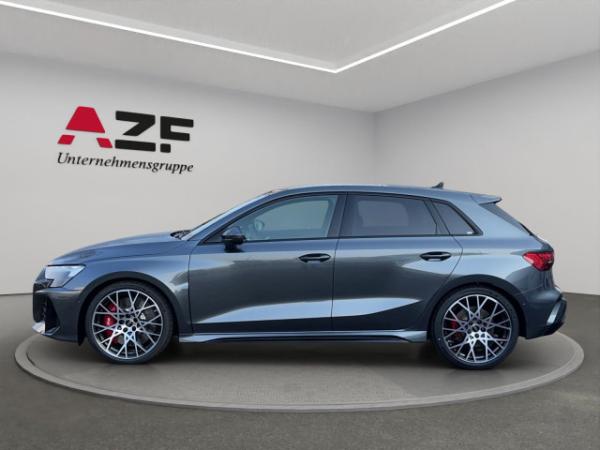 Audi RS3 Sportback S tronic+PANO+SONOS+280km/h