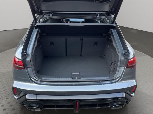 Audi RS3 Sportback S tronic+PANO+SONOS+280km/h