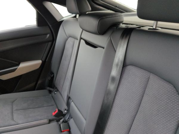 Audi Q3 Sportback S line 35 TFSI LED ACC 360° AHK