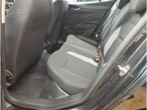 Skoda Fabia Essence 1.0 TSI 70kW - LED Klima Einparkhilfe DAB ZV Allseason