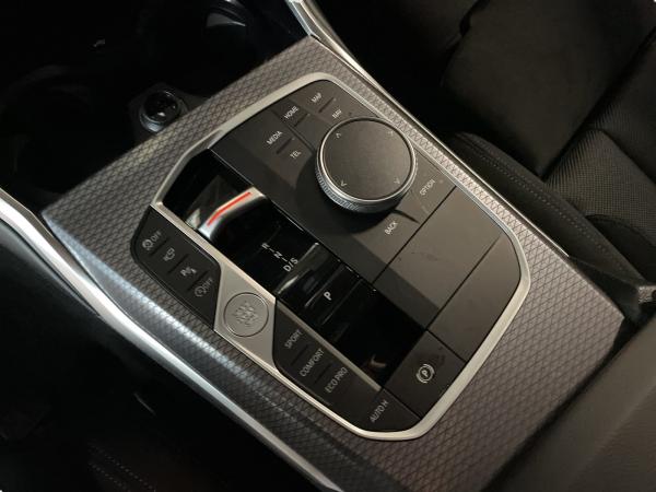 BMW 330 i xDrive Touring M Sport LiveCockpitProf LED