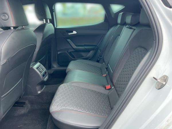 Seat Leon FR 1.5 eTSI DSG +RKAM +CARPLAY +LED +SHZ +