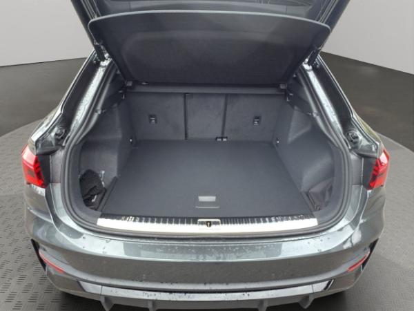 Audi Q3 Sportback S line 35 TFSI S tronic+AHK+PANO+MATRIX