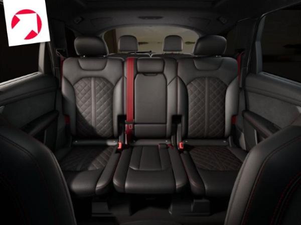 Audi Q7 SUV S line business quattro S line*7-SITZER*