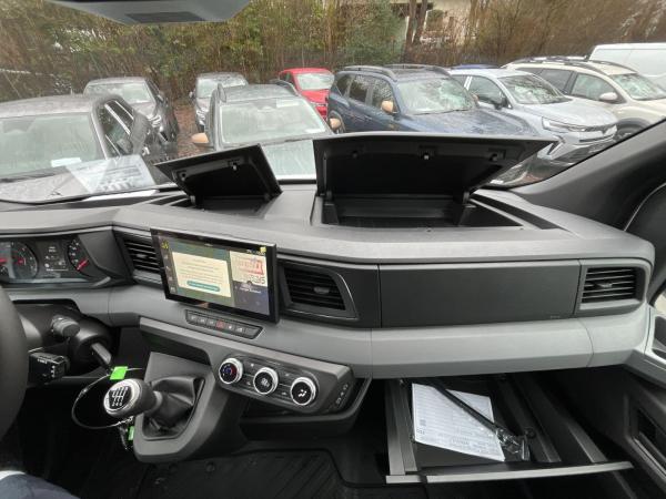 Renault Master dCi130 L2H2 Business Holz komplett Navigation Klimaanlage