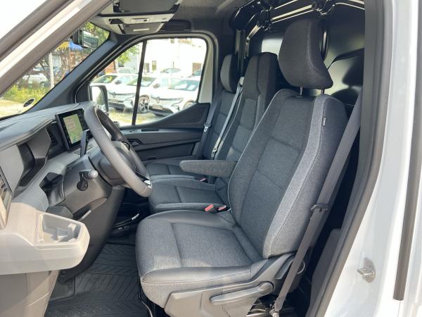 Renault Master E-TECH Long Range Kasten Hochraum AKTION für ausgewählte Gewerke