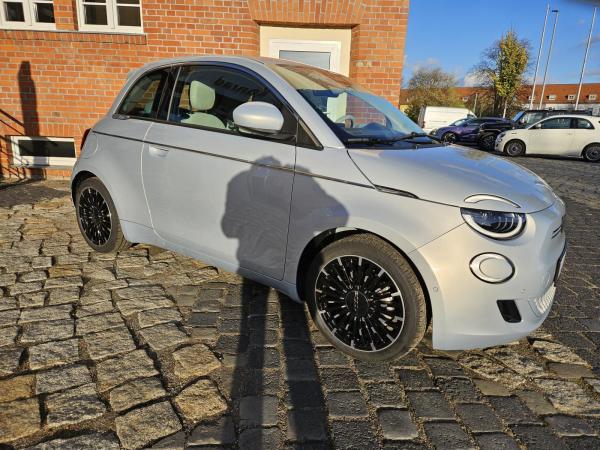 Fiat 500e La Prima - verschiedene Farben -sofort verfügbar