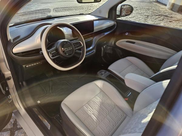 Fiat 500e La Prima - verschiedene Farben -sofort verfügbar