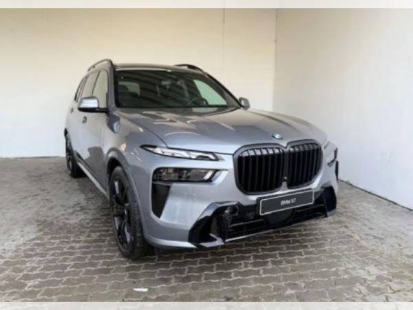 BMW X7 **X7 xDrive40d**Bestellaktion** Ausstattung abänderbar**Aktion nur für Kunden mit einer Fuhrparkgröß
