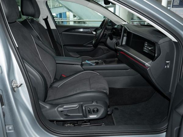 Volkswagen Passat Variant 1.5 TSI eHybrid Business AHK DCC Head-UP