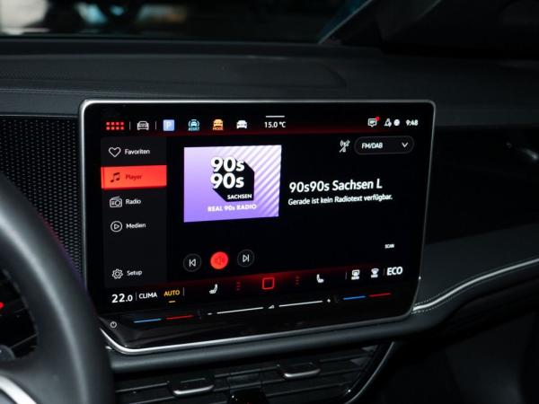 Volkswagen Passat Variant 1.5 TSI eHybrid Business AHK DCC Head-UP