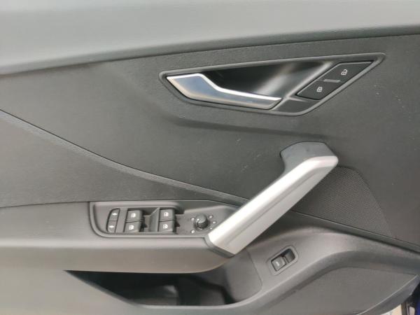 Audi Q2 Advanced 35 TFSI LED/Nav/el.Heckkl/04.30Garantie