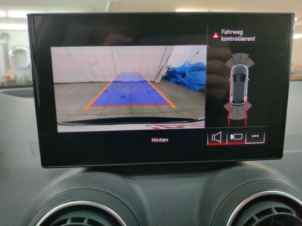 Audi Q2 Advanced 35 TFSI LED/Nav/el.Heckkl/04.30Garantie