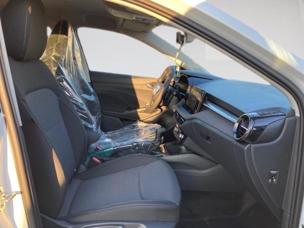 Skoda Fabia Balance 1.0TSI DSG.LED.ASSIST.WINTER.LKR-HEIZ.NAV.AHK-VORB.DAB