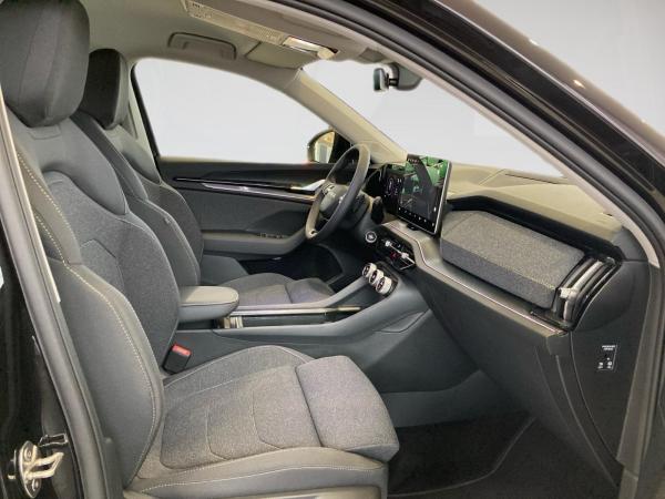Skoda Kodiaq Selection 2.0TSI 4x4 LED.NAV.AHK.KAM.2xPDC.WIRELESS.AssistedD.DAB